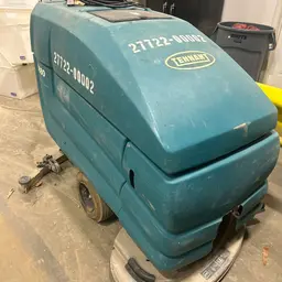 2017 Tennant M-5680 Scrubber