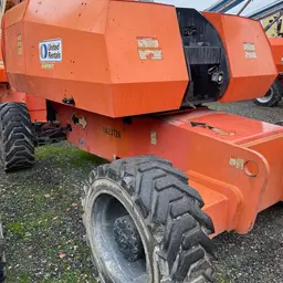 2013 JLG 800S Boom Lift