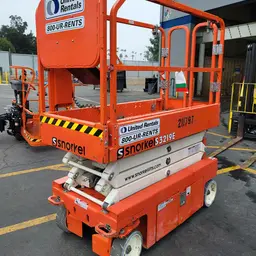 2018 Snorkel S3219E Scissor Lift