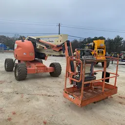 2014 JLG 450AJ Articulating Boom Lift