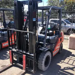 2018 Toyota 8FGU25 Warehouse Forklift