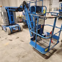 2015 Genie Z-30/20N Articulating Boom Lift