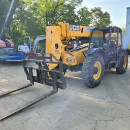 2015 JCB 507-42 Forklift