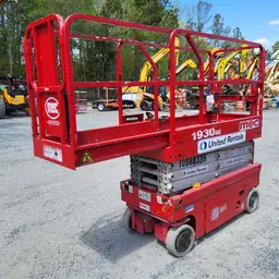 2017 MEC 1930SE Scissor Lift