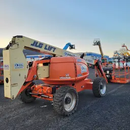 2014 JLG 600AJ Articulating Boom Lift
