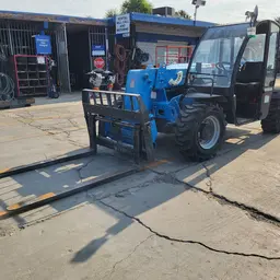2017 Genie GTH-5519 Forklift