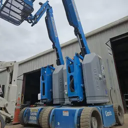 2013 Genie Z-30/20N RJ Articulating Boom Lift