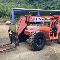 2015 SKYTRAK 8042 Forklift