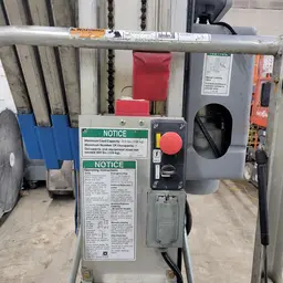 2018 Genie AWP-30SDC Pusharound Lift