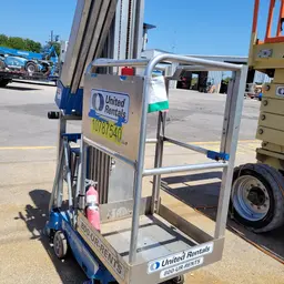 2018 Genie AWP-40SDC Pusharound Lift