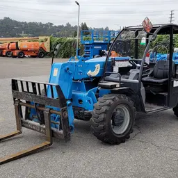 2017 Genie GTH-5519 Forklift