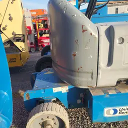 2013 Genie Z-40/23N RJ Articulating Boom Lift