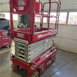 2018 MEC MICRO 19 Scissor Lift