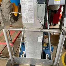 2018 Genie AWP-30SDC Pusharound Lift