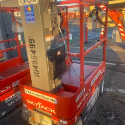 2016 Skyjack SJ12 Self-Propelled One-Person Lift