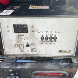 2017 Allmand NIGHT-LITE PRO Towable Light Tower
