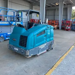2017 Tennant T-20 Scrubber