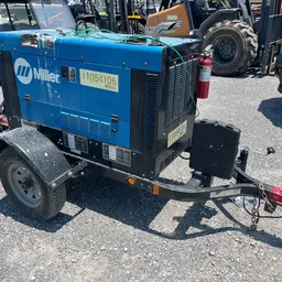 2020 Miller Welders Big Blue 300R Welder