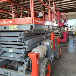 2016 Skyjack SJ8841RT Rough Terrain Scissor Lift