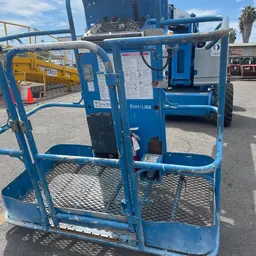 2016 Genie Z-34/22 IC Articulating Boom Lift