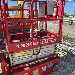 2018 MEC 1330SE Scissor Lift