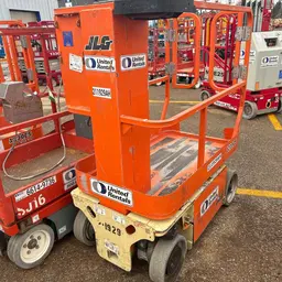 2018 JLG 1230ES Self-Propelled One-Person Lift
