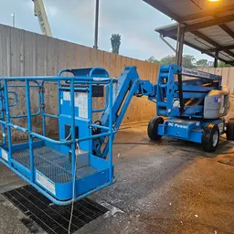 2016 Genie Z-45/25J DC Articulating Boom Lift