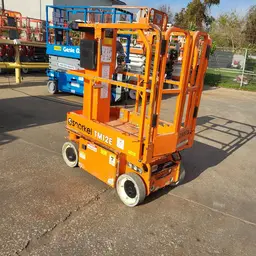 2018 Snorkel TM12E Self-Propelled One-Person Lift