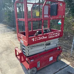 2017 MEC 1330SE Scissor Lift