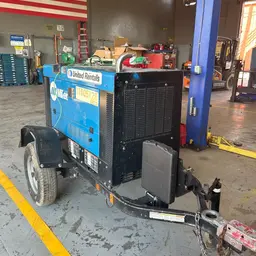 2019 Miller Welders Big Blue 300R Welder