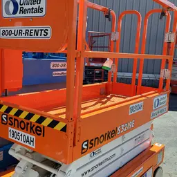 2017 Snorkel S3219E Scissor Lift