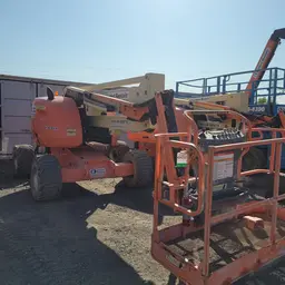 2015 JLG 450AJ Articulating Boom Lift