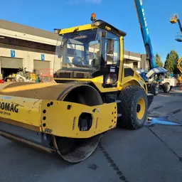 2019 BOMAG BW211D-5 Single Drum Roller