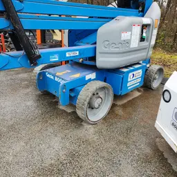 2014 Genie Z-40/23N RJ Articulating Boom Lift
