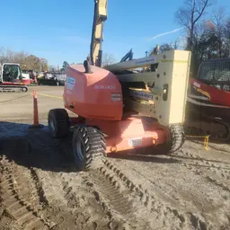 2015 JLG 450AJ Articulating Boom Lift