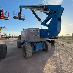 2014 Genie Z-80/60J Articulating Boom Lift