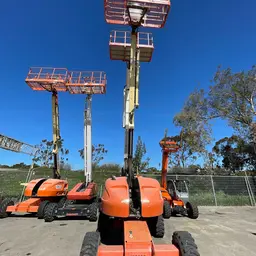 2013 JLG 400S Boom Lift
