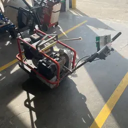2019 Husqvarna SOFF CUT 2000 Street Saw/Blade