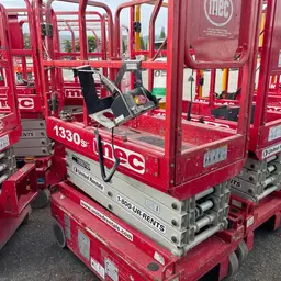 2017 MEC 1330SE Scissor Lift