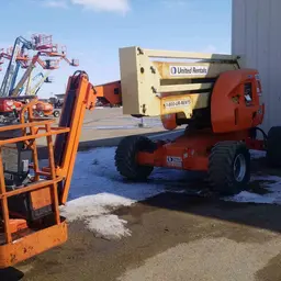 2013 JLG 450AJ Articulating Boom Lift