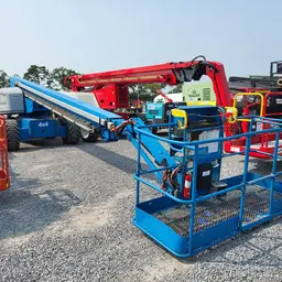 2015 Genie S-85 Boom Lift