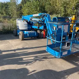 2013 Genie Z-45/25J DC Articulating Boom Lift