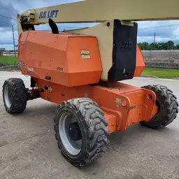 2014 JLG 800AJ Articulating Boom Lift