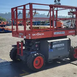 2017 Skyjack SJ6826RT Rough Terrain Scissor Lift