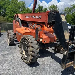 2016 SKYTRAK 8042 Forklift