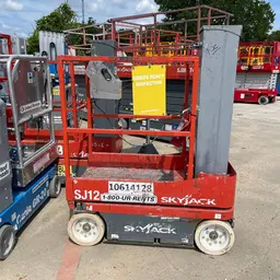 2017 Skyjack SJ12 Self-Propelled One-Person Lift