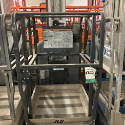 2017 JLG 20MVL Self-Propelled One-Person Lift
