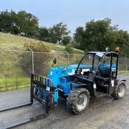 2017 Genie GTH-5519 Forklift