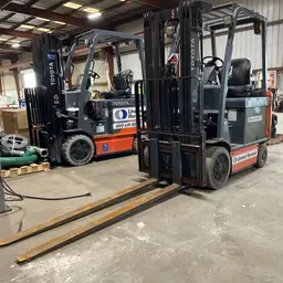 2018 Toyota 8FBCU25 Warehouse Forklift