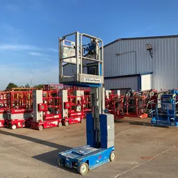 2016 Genie GR-20 Self-Propelled One-Person Lift